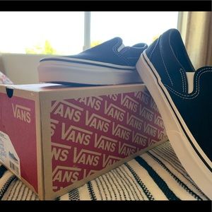 VANS Black Classic Slip-On
